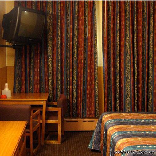 Riviera Motor Inn Brooklyn นิวยอร์ก ภายนอก รูปภาพ