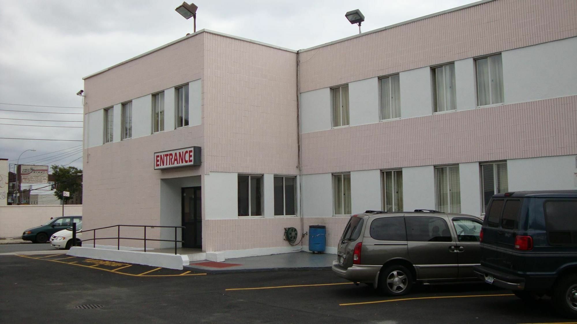 Riviera Motor Inn Brooklyn นิวยอร์ก ภายนอก รูปภาพ
